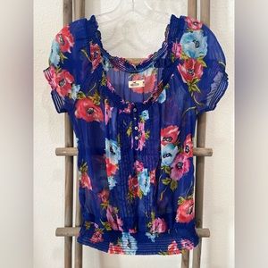 Vintage Hollister Floral Print, Royal Blue 💙 Sheer short sleeve blouse